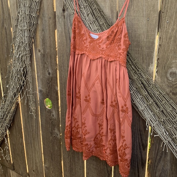 Urban Outfitters Dresses & Skirts - Embroidered boho sundress, rust